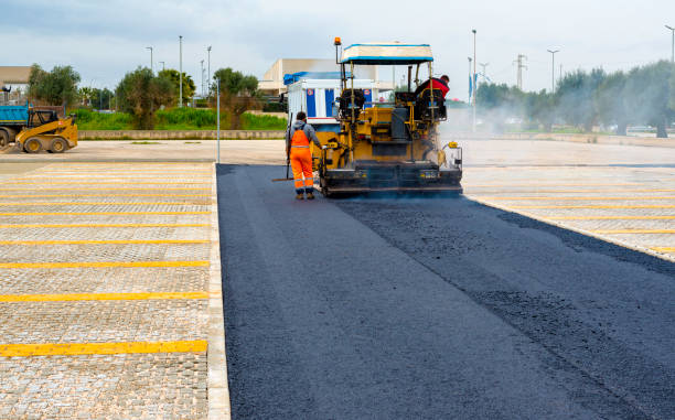 Trusted Comstock Northwest, MI Driveway Pavers Experts