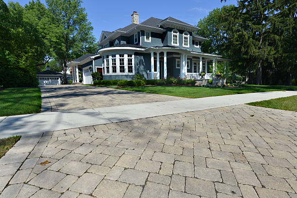 Best Interlocking Driveway Pavers  in Comstock Northwest, MI