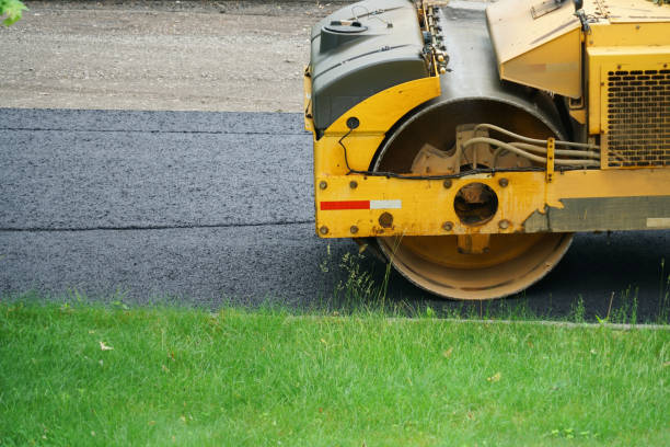 Best Residential Driveway Paver Services  in Comstock Northwest, MI